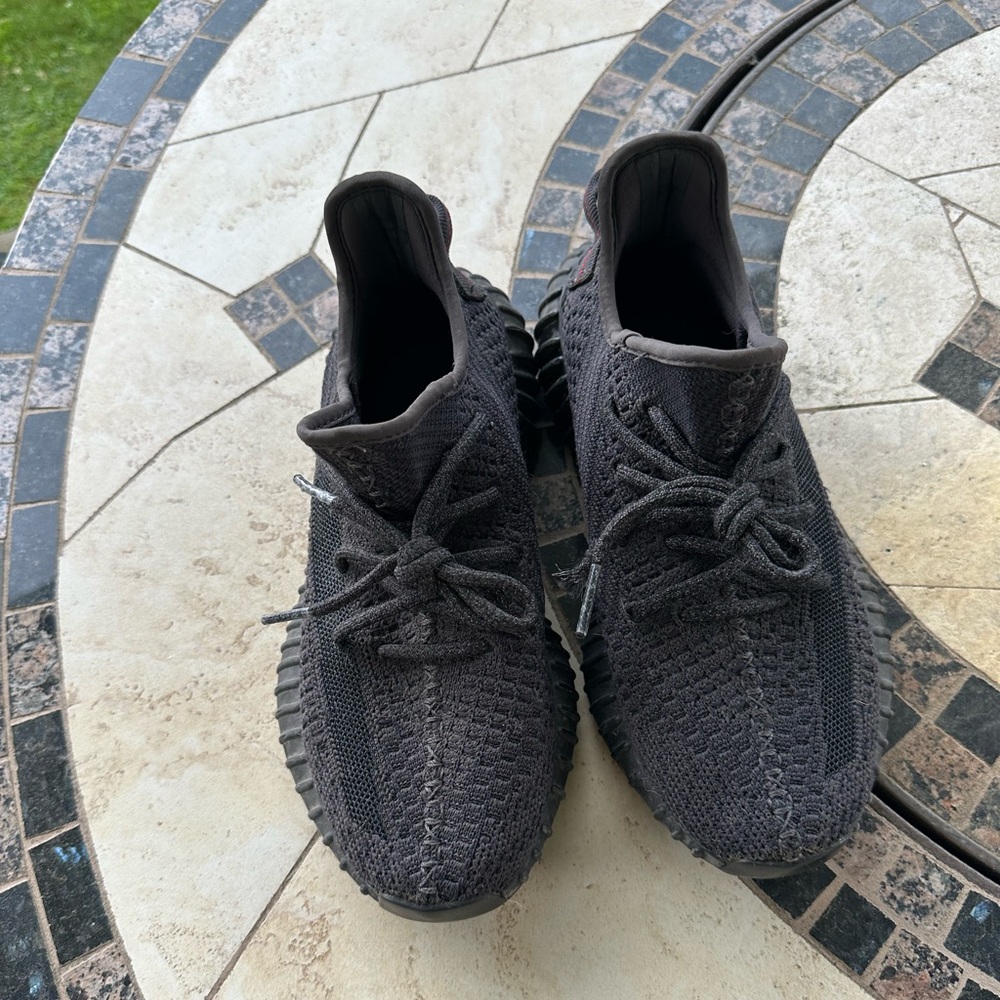 yeezy boost 350 black